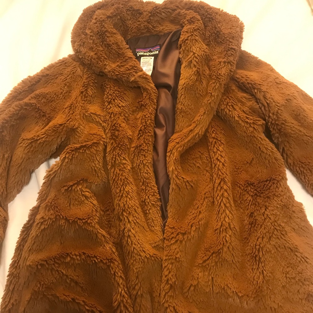 Patagonia polyester coat